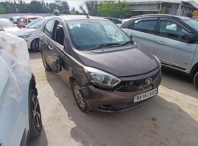 TATA TIAGO XT R